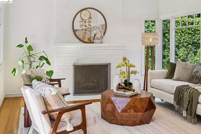 6309 Pinehaven Rd, Oakland, CA 94611 - Photo 12