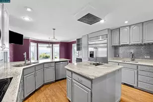 840 Ridge Dr, Concord, CA 94518 - Photo 14