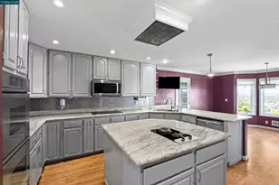 840 Ridge Dr, Concord, CA 94518 - Photo 12