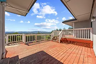 840 Ridge Dr, Concord, CA 94518 - Photo 52