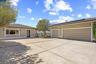 840 Ridge Dr, Concord, CA 94518 - Photo 46