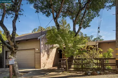 7160 Thorndale Dr, Oakland, CA 94611 - Photo 2