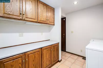 7160 Thorndale Dr, Oakland, CA 94611 - Photo 62
