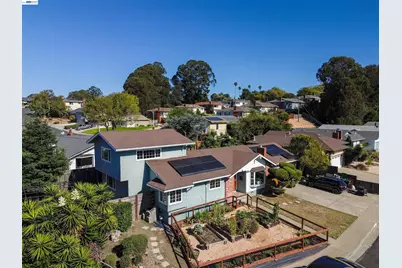 2815 Canterbury Dr, Richmond, CA 94806 - Photo 2