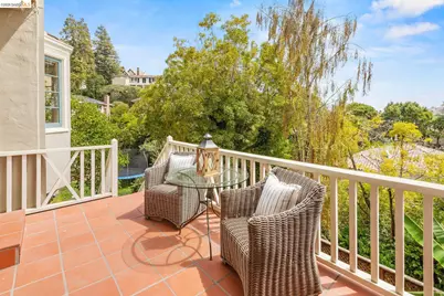 21 Selborne Drive, Piedmont, CA 94611 - Photo 14