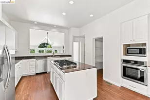 6163 Girvin Dr, Oakland, CA 94611 - Photo 72