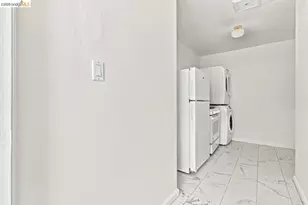 6163 Girvin Dr, Oakland, CA 94611 - Photo 18