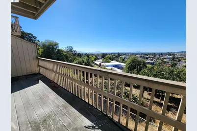 1108 Holmes Way, Hayward, CA 94541 - Photo 10