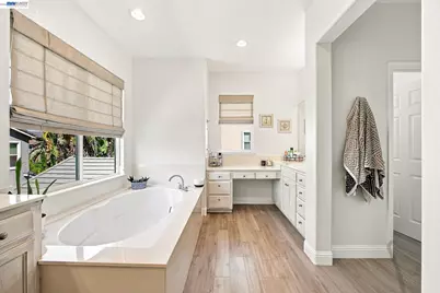 3694 Otter Brook Loop, Discovery Bay, CA 94505 - Photo 18