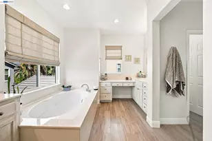 3694 Otter Brook Loop, Discovery Bay, CA 94505 - Photo 18