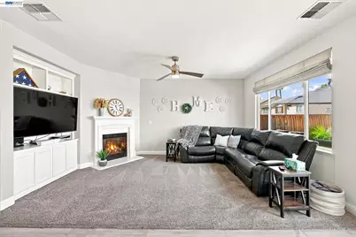 3694 Otter Brook Loop, Discovery Bay, CA 94505 - Photo 14