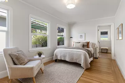 348 Jerome Ave, Piedmont, CA 94610 - Photo 22