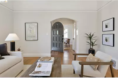 348 Jerome Ave, Piedmont, CA 94610 - Photo 2
