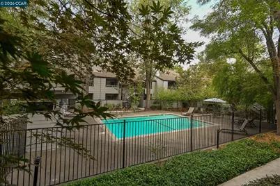 3193 Wayside Plz #25, Walnut Creek, CA 94597 - Photo 26