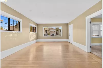3275 Hyde, Oakland, CA 94601 - Photo 4
