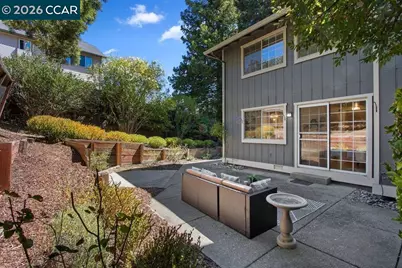 244 Hillcrest Ct, Pleasant Hill, CA 94523 - Photo 4
