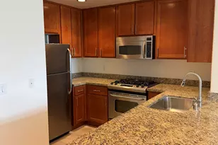 423 7th St, Oakland, CA 94607 - Photo 4