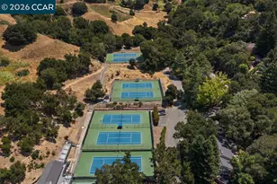 16 Sunnyside Ct, Orinda, CA 94563 - Photo 58