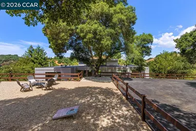 16 Sunnyside Ct, Orinda, CA 94563 - Photo 52
