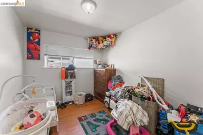 10582 Topanga Dr, Oakland, CA 94603 - Photo 52