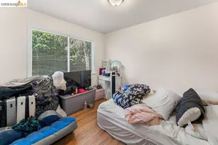 10582 Topanga Dr, Oakland, CA 94603 - Photo 34