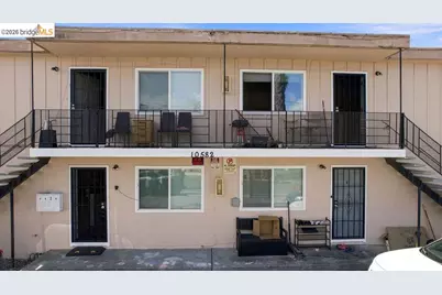 10582 Topanga Dr, Oakland, CA 94603 - Photo 4