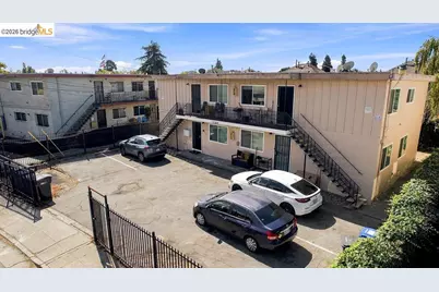 10582 Topanga Dr, Oakland, CA 94603 - Photo 6