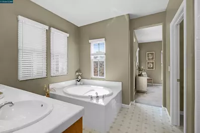 2063 Lewis St, Hercules, CA 94547 - Photo 30