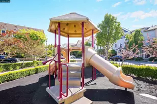 2063 Lewis St, Hercules, CA 94547 - Photo 46