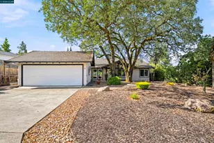 19 Inverness Dr, Napa, CA 94558 - Photo 2