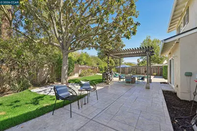3730 Parkway Ct, Concord, CA 94519 - Photo 32