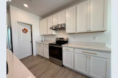 3065 Blue Opal Cir, Roseville, CA 95747 - Photo 10