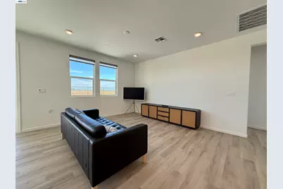 3065 Blue Opal Cir, Roseville, CA 95747 - Photo 16