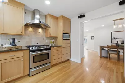 2452 Crestline, Pleasanton, CA 94566 - Photo 8