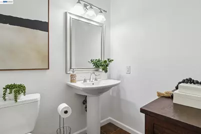 36746 Peach Ct., Newark, CA 94560 - Photo 14