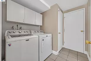 4162 Fairlands Dr, Pleasanton, CA 94588 - Photo 18