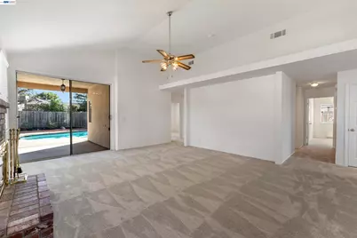 534 Reisling Ct, Manteca, CA 95337 - Photo 18