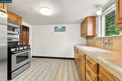 2180 Hillside Ave, Walnut Creek, CA 94597 - Photo 20