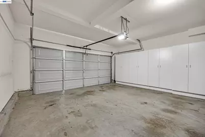 380 Tucker Ave, Alameda, CA 94501 - Photo 36