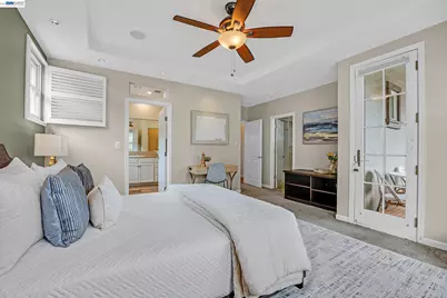 380 Tucker Ave, Alameda, CA 94501 - Photo 24