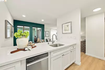 507 Wickson Ave #101, Oakland, CA 94610 - Photo 18