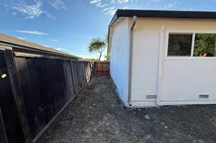 2188 Jacqueline Dr, Pittsburg, CA 94565 - Photo 16