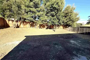 2188 Jacqueline Dr, Pittsburg, CA 94565 - Photo 14
