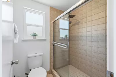 2239 Southwest Ct, Martinez, CA 94553 - Photo 30