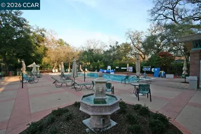 2877 Ptarmigan Dr #2, Walnut Creek, CA 94595 - Photo 90