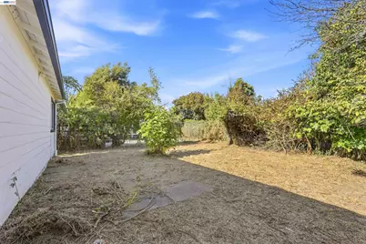 9308 F St, Oakland, CA 94603 - Photo 26