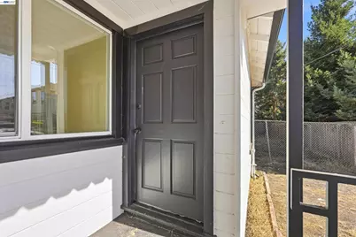 9308 F St, Oakland, CA 94603 - Photo 6