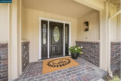 9 Sanders Ranch Rd, Moraga, CA 94556 - Photo 2