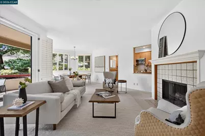 1812 Stanley Dollar Dr #4A, Walnut Creek, CA 94595 - Photo 4
