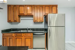 4099 Howe St, Oakland, CA 94611 - Photo 4